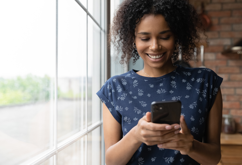 woman viewing engaging website